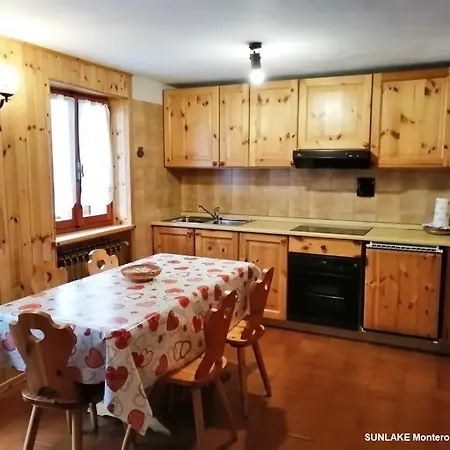 Sunlake - Estoul Apartment