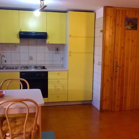 Sunlake - Estoul Apartament *